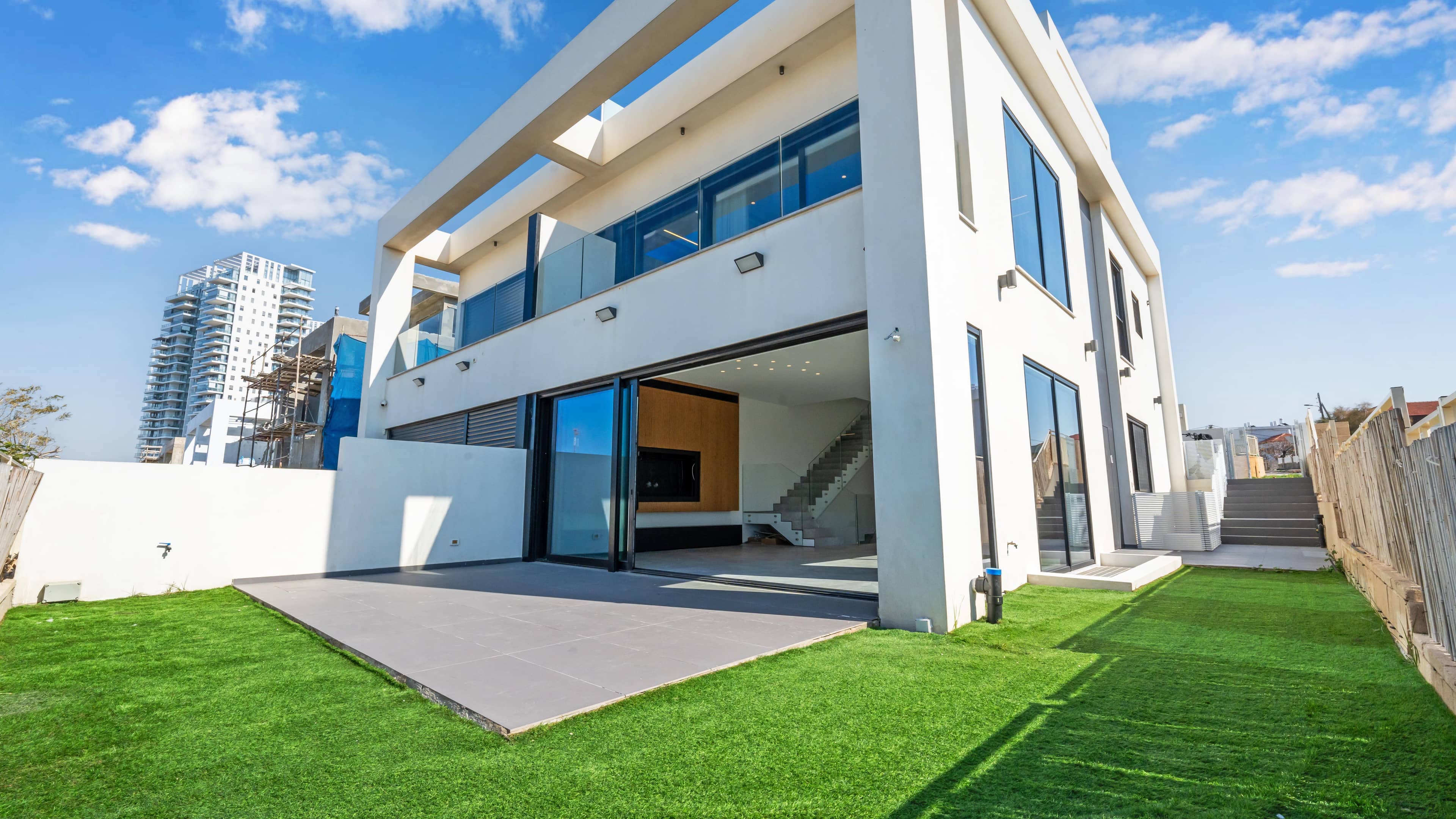 Villa Hadera